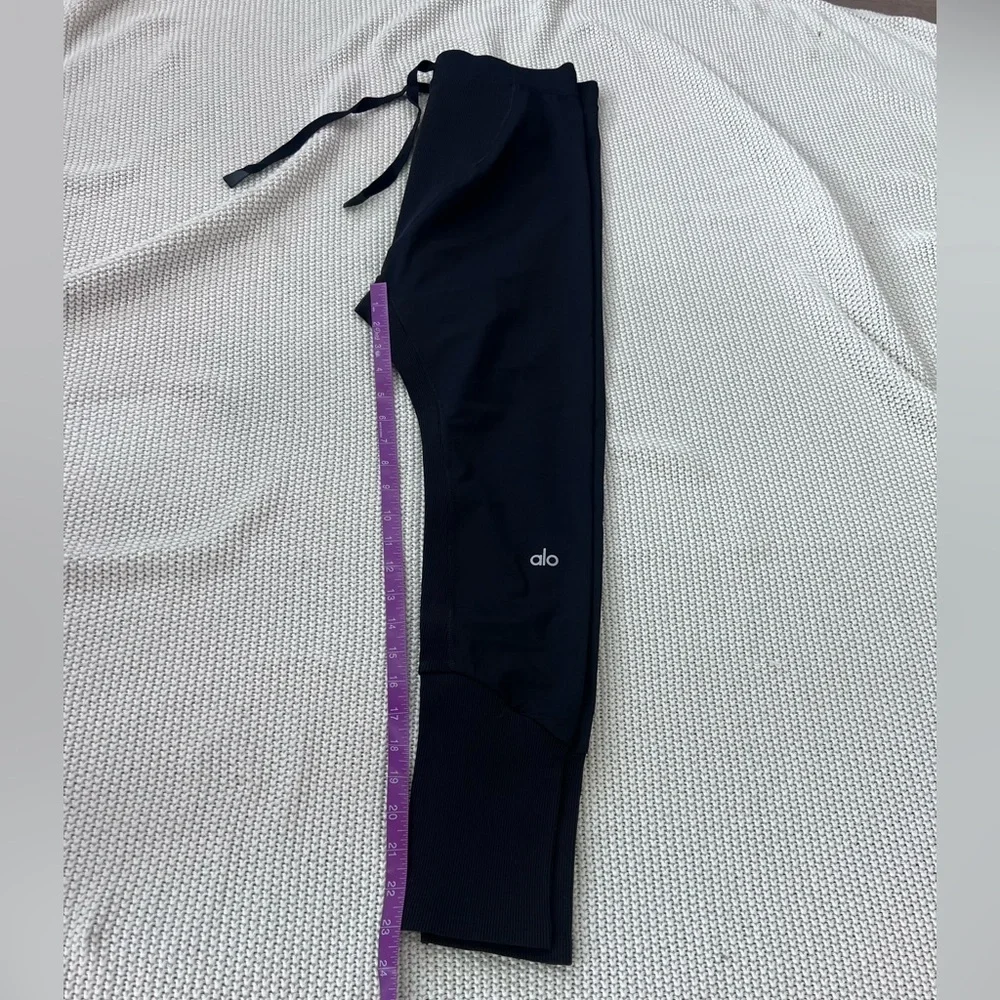 ALO Yoga Men's Dark Leggings